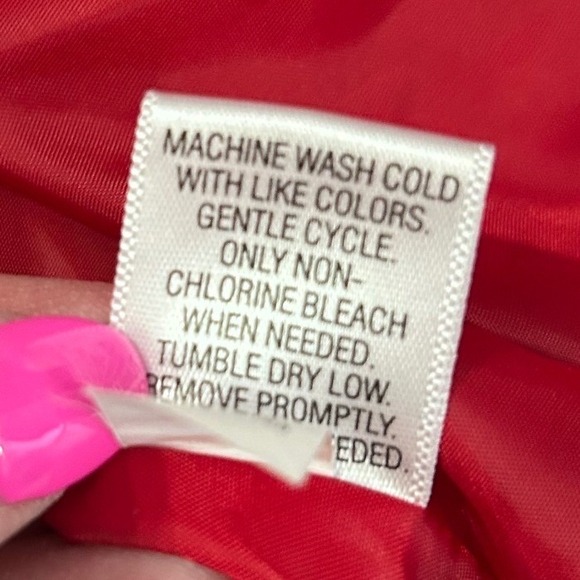 Croft & Barrow Red Plaid Quilted Puffer Vest Size Large Women's - Picture 7 of 7